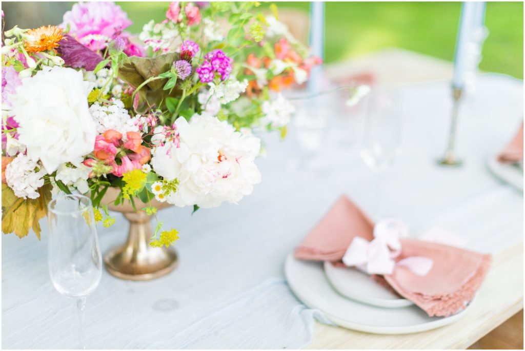 country creek farmhouse tables, loca flora design, wedding in pa