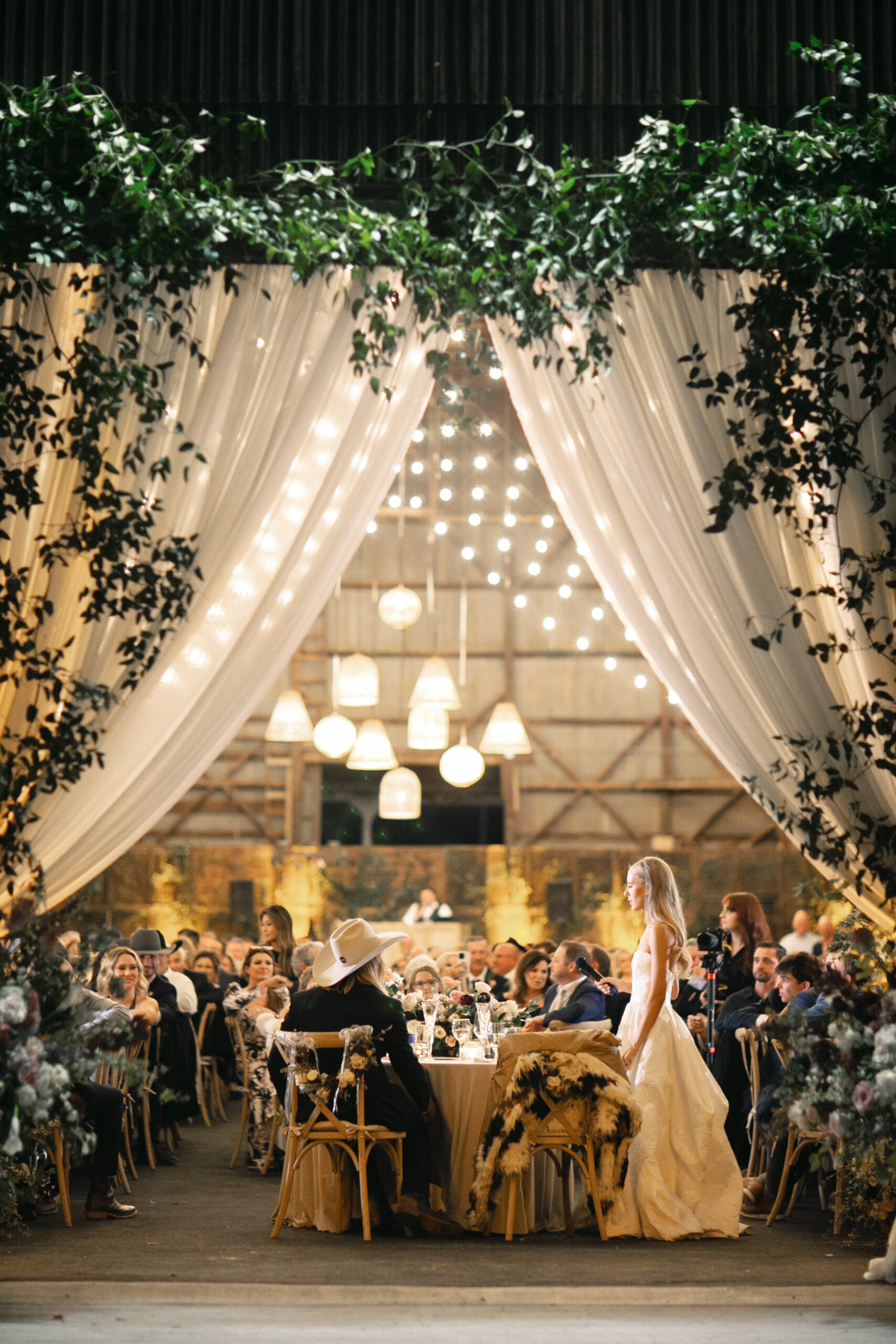 luxury barn reception 